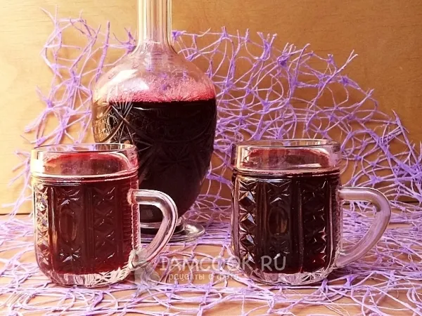 Фото блюда: Компот из жимолости на зиму