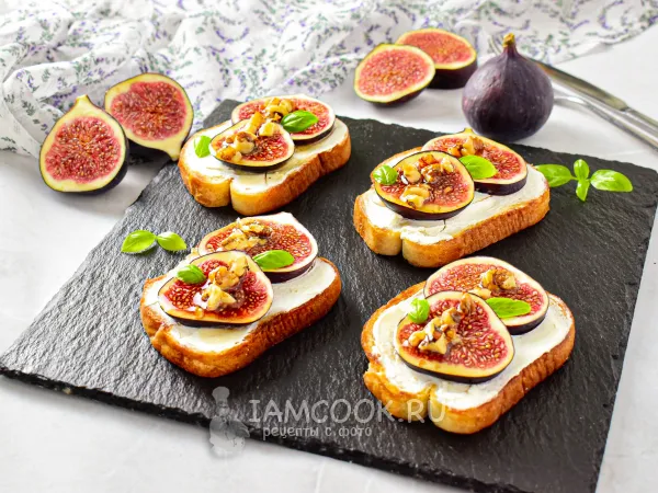 Фото блюда: Бутерброд с инжиром и творожным сыром