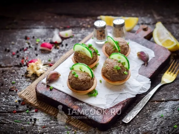 Фото блюда: Паштет из говяжьей тушенки