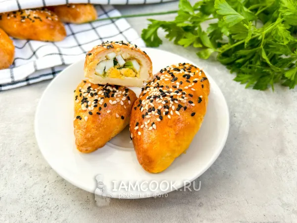 Фото блюда: ПП пирожки с луком и яйцом