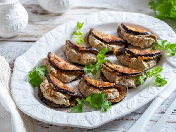 Фото блюда: Баклажаны дольками «по-грузински» (с грецкими орехами и майонезом)