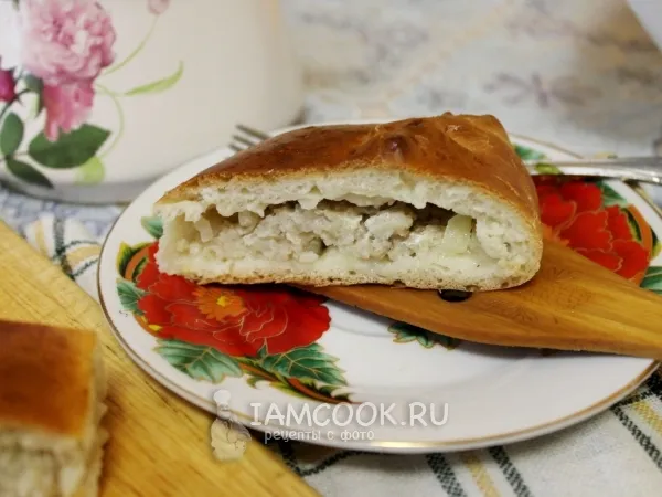 Фото блюда: Кулебяка с судаком и свининой