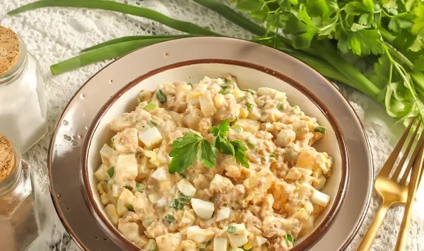 Фото блюда: Салат с тунцом и ананасом