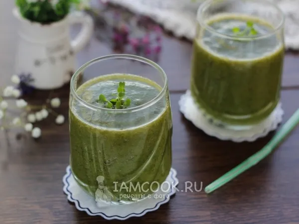 Фото блюда: Смузи с грушей и шпинатом