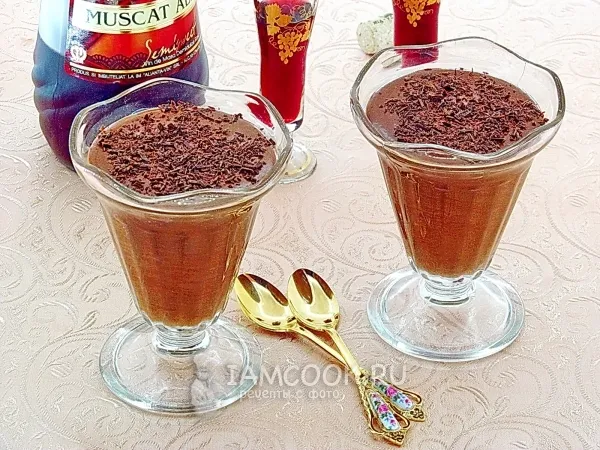 Фото блюда: Шоколадный мусс «Пат-а-бомб»