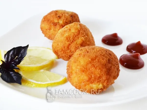 Фото блюда: Аранчини (рисовые шарики с моцареллой во фритюре)