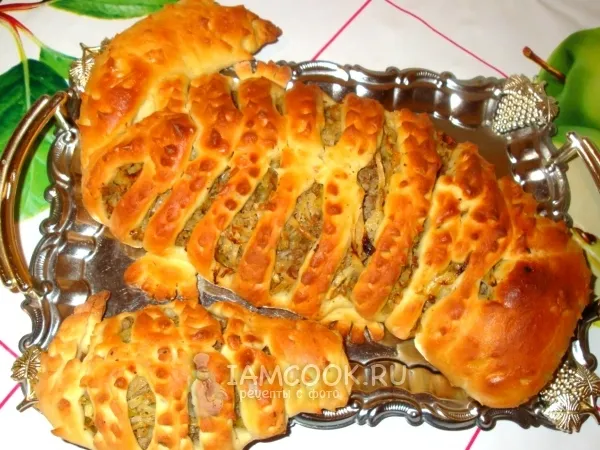 Фото блюда: Мясной пирог «Дракончик»