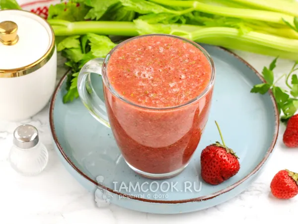 Фото блюда: Смузи из сельдерея и клубники