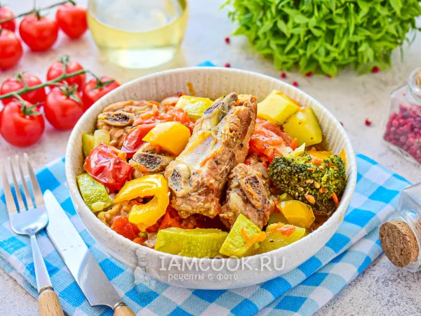 Фото блюда: Свиные ребрышки с овощами на сковороде