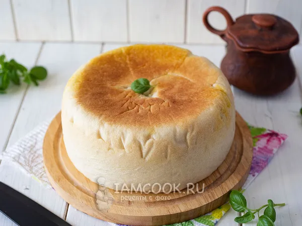 Фото блюда: Дрожжевой пирог с капустой в мультиварке