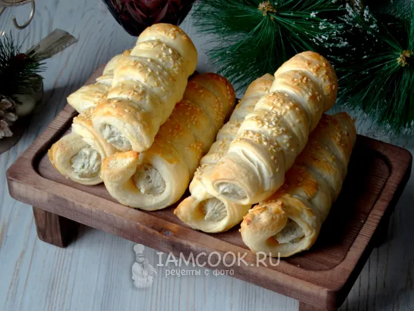 Фото блюда: Слоеные трубочки с начинкой на Новый год