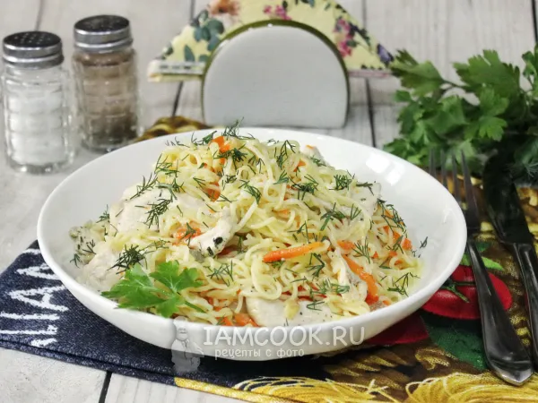 Фото блюда: Лапша быстрого приготовления с курицей