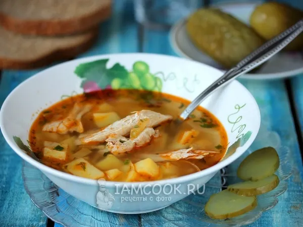 Фото блюда: Суп с солёными огурцами и курицей