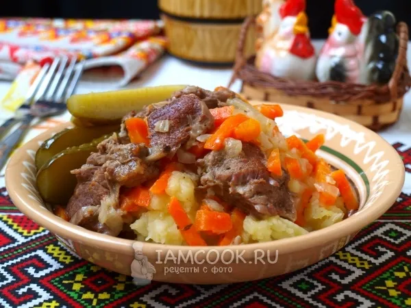 Фото блюда: Тушеная баранина с луком и морковью