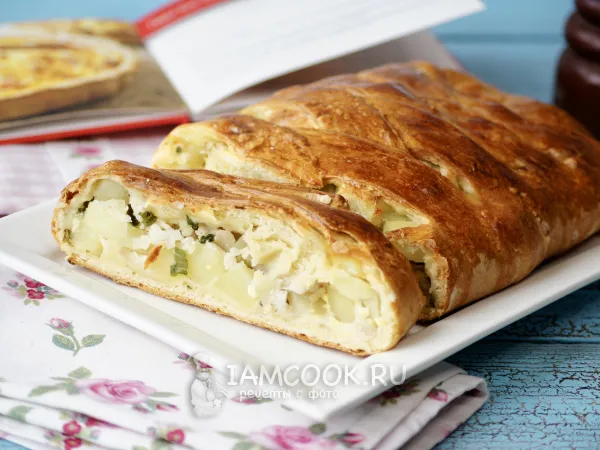Фото блюда: Рыбный пирог с картошкой на кефире