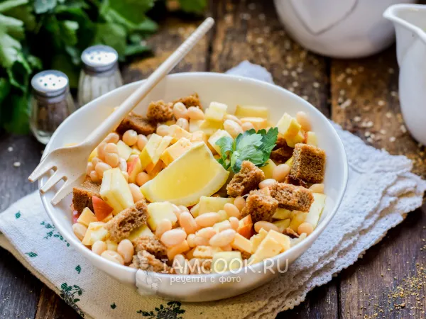 Фото блюда: Салат с фасолью и яблоком