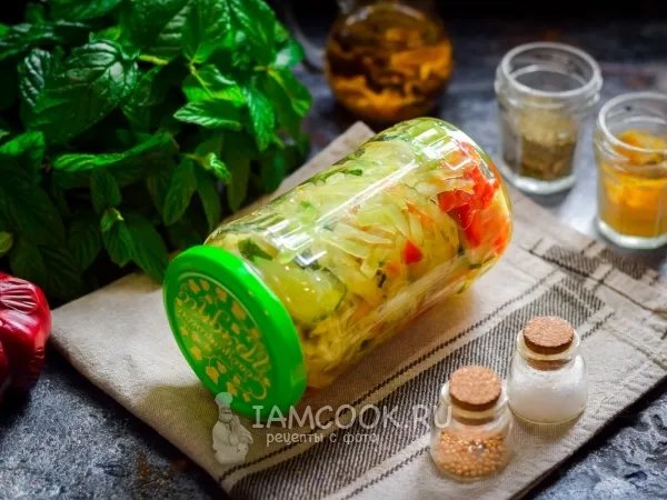 Фото блюда: Капуста с огурцами по-корейски на зиму