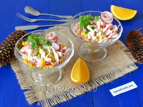 Фото блюда: Салат с ветчиной и крабовыми палочками