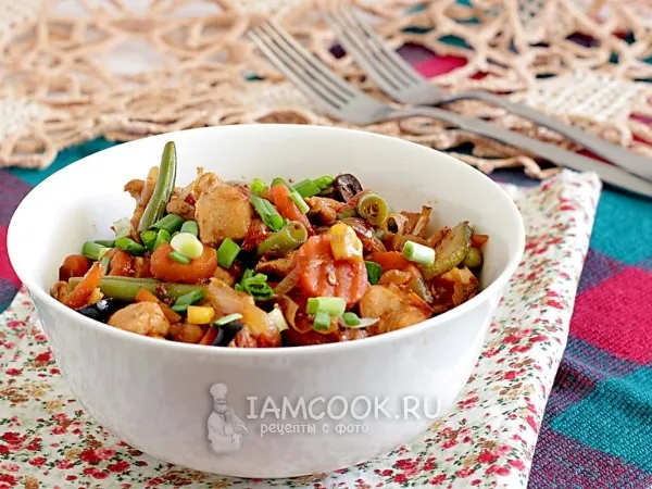 Фото блюда: Куриная грудка с овощами