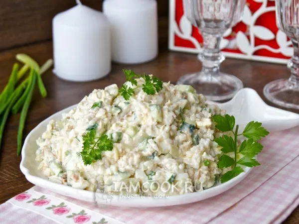 Фото блюда: Салат с копченой селедкой