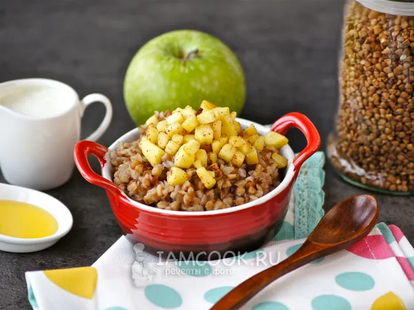 Фото блюда: Гречка с яблоками