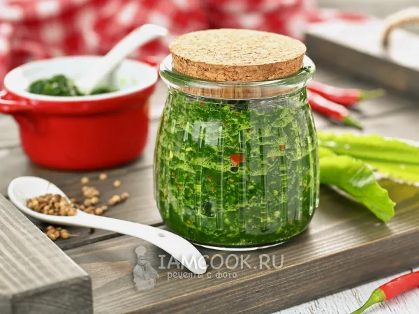 Фото блюда: Аджика из листьев хрена