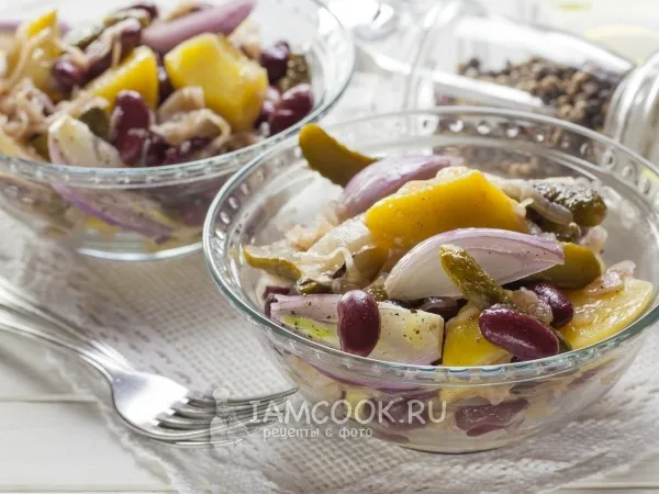 Фото блюда: Постный салат с консервированной фасолью