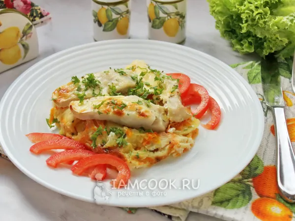 Фото блюда: Судак с картошкой в сметанном соусе в духовке