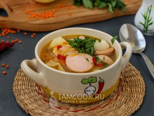 Фото блюда: Суп из чечевицы с сардельками