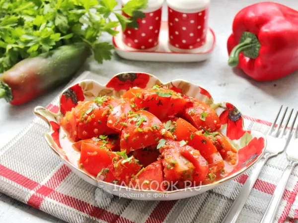 Фото блюда: Помидоры в соусе из острого и болгарского перцев с чесноком