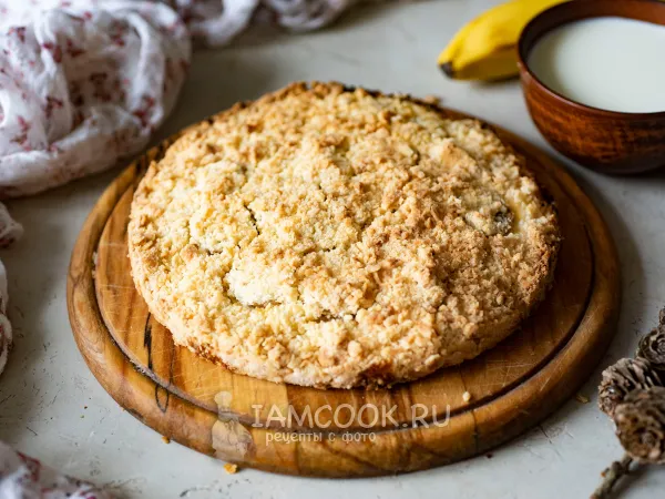 Фото блюда: Насыпной пирог с бананами и творогом