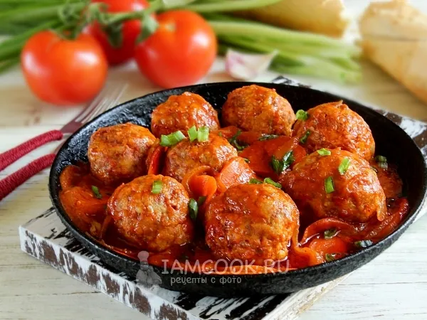 Фото блюда: Тефтели с подливкой на сковороде