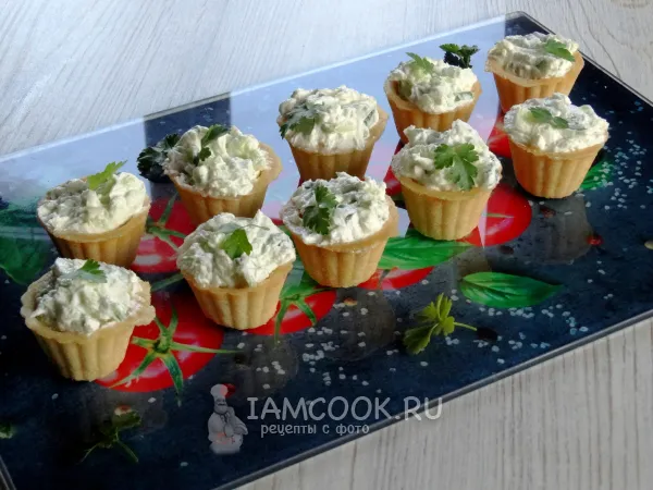 Фото блюда: Тарталетки с творожным сыром и огурцом