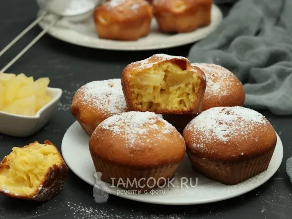 Фото блюда: Сметанные кексы с кусочками ананаса