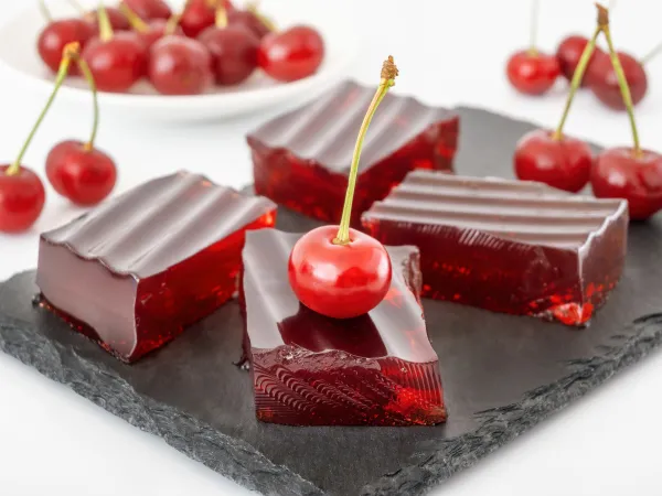 Фото блюда: Желе из вишневого сока с желатином