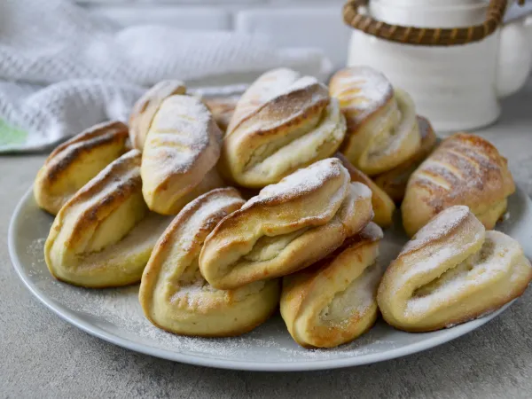 Фото блюда: Сочники с творогом на кефире (простой рецепт)