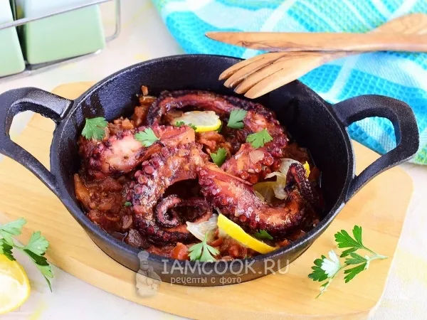 Фото блюда: Осьминог в красном вине по-критски