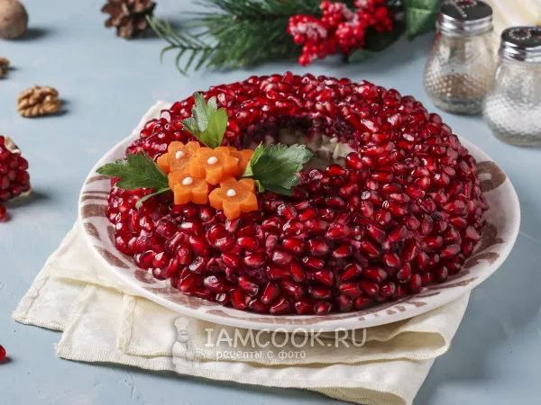 Фото блюда: Салат «Гранатовый браслет» с языком