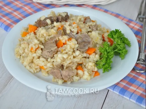 Фото блюда: Перловка с мясом в мультиварке