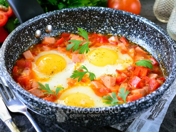 Фото блюда: Шакшука с колбасой