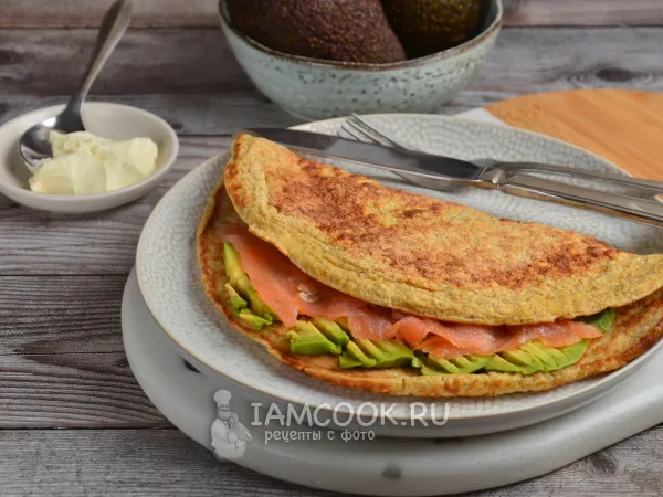 Фото блюда: Овсяноблин с авокадо и красной рыбой