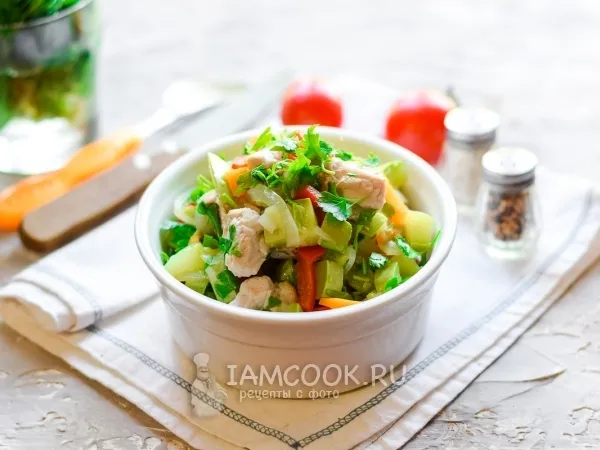 Фото блюда: Тушеная индейка с кабачками