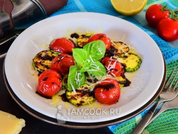 Фото блюда: Кабачки-гриль с бальзамиком и пармезаном