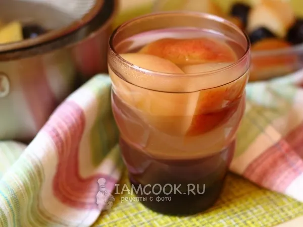 Фото блюда: Компот из яблок и чернослива