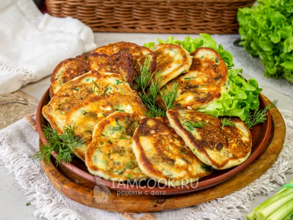 Фото блюда: Ленивые ПП пирожки с яйцом и луком (оладьи)