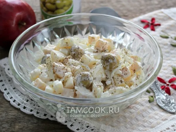Фото блюда: Салат с оливками и сыром