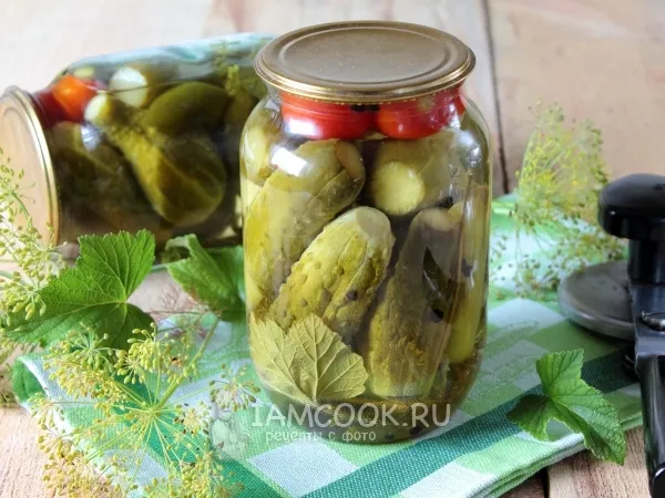 Фото блюда: Маринованные огурцы на зиму