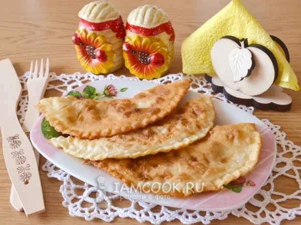 Фото блюда: Домашние чебуреки с мясом