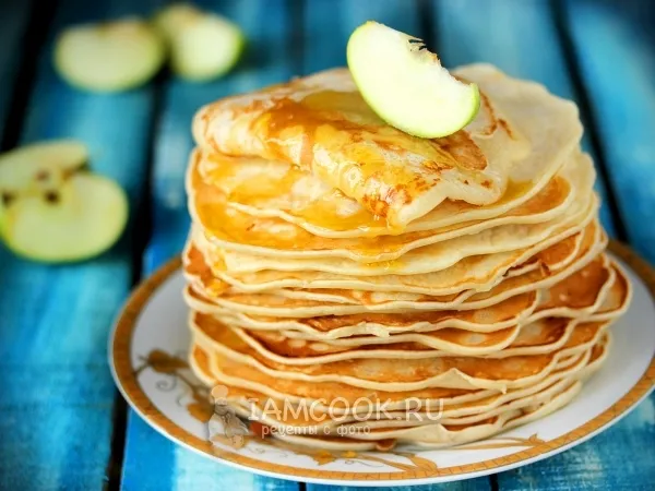 Фото блюда: Блинчики с тёртым яблоком