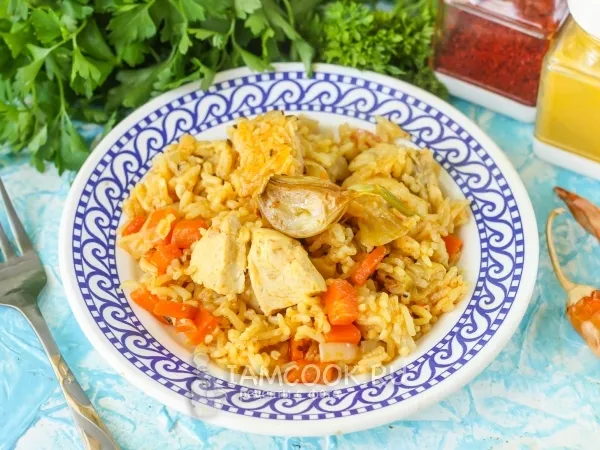 Фото блюда: Плов с куриной грудкой в мультиварке